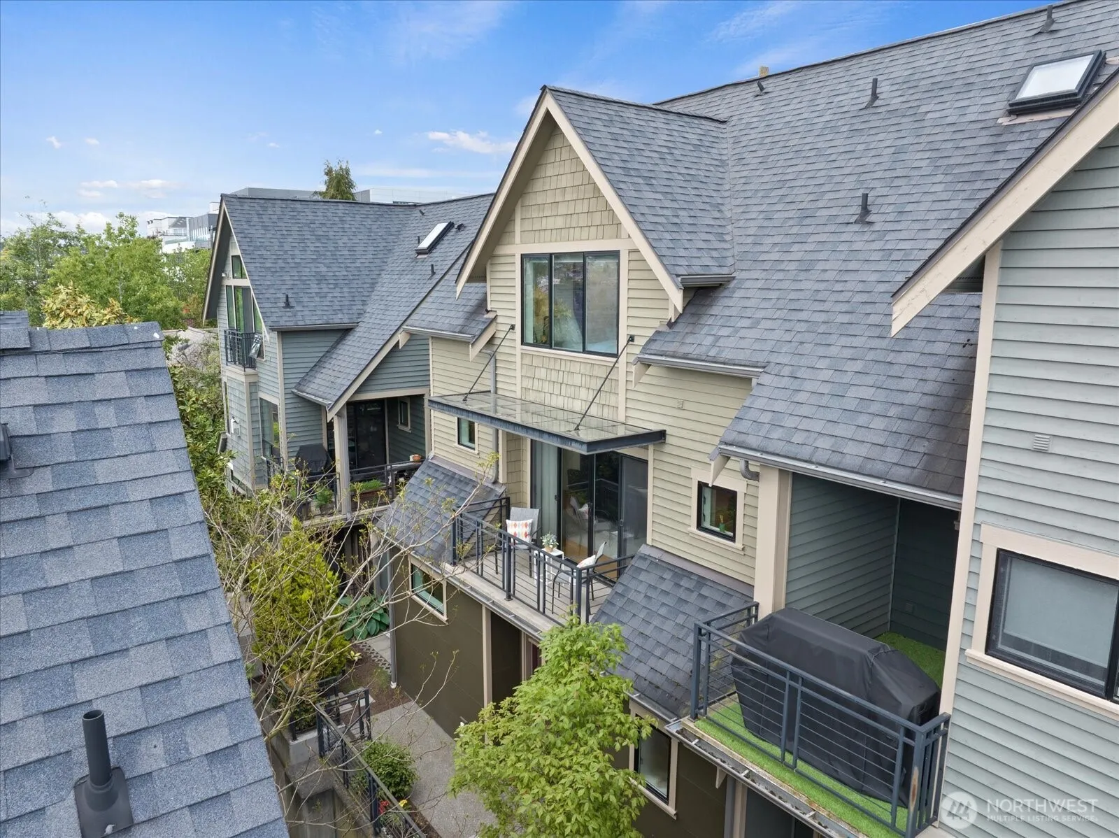 Property photo for 2625 Yale Terrace E, Seattle
