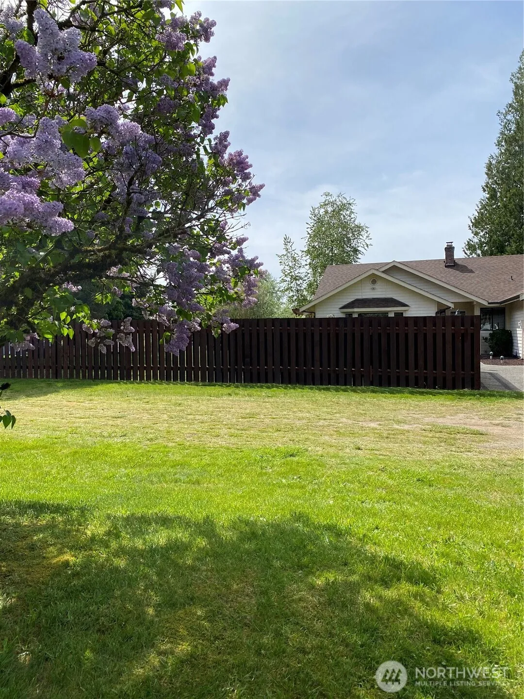 Property photo for 11310 Bingham Avenue E, Tacoma photo 3