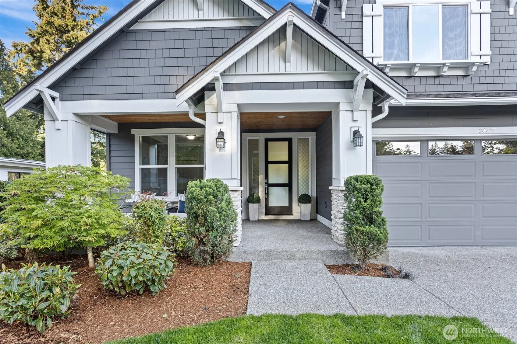 Property photo for 24227 Meridian Avenue S, Bothell photo 3