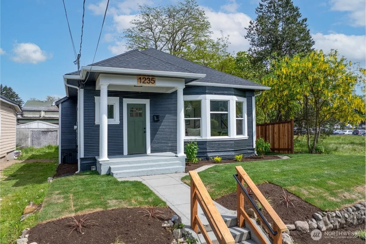 Property photo for 1235 S Ferry Street, Tacoma photo 2