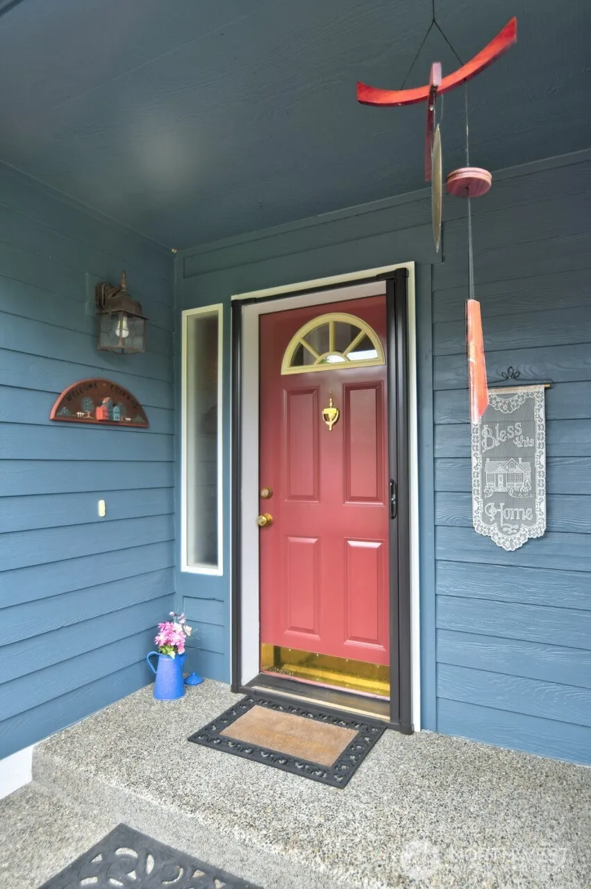 Property photo for 4509 Waterford Lane Se, Lacey photo 2