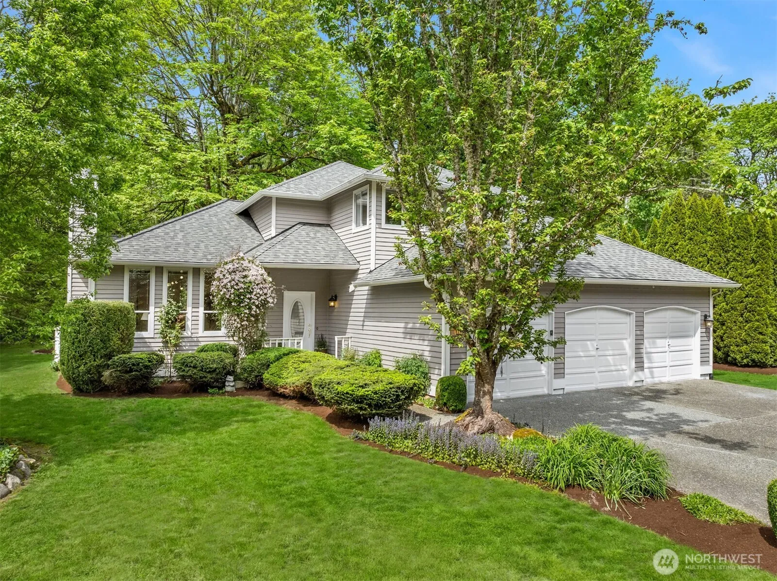 26226 Ne 45th Street, Redmond
