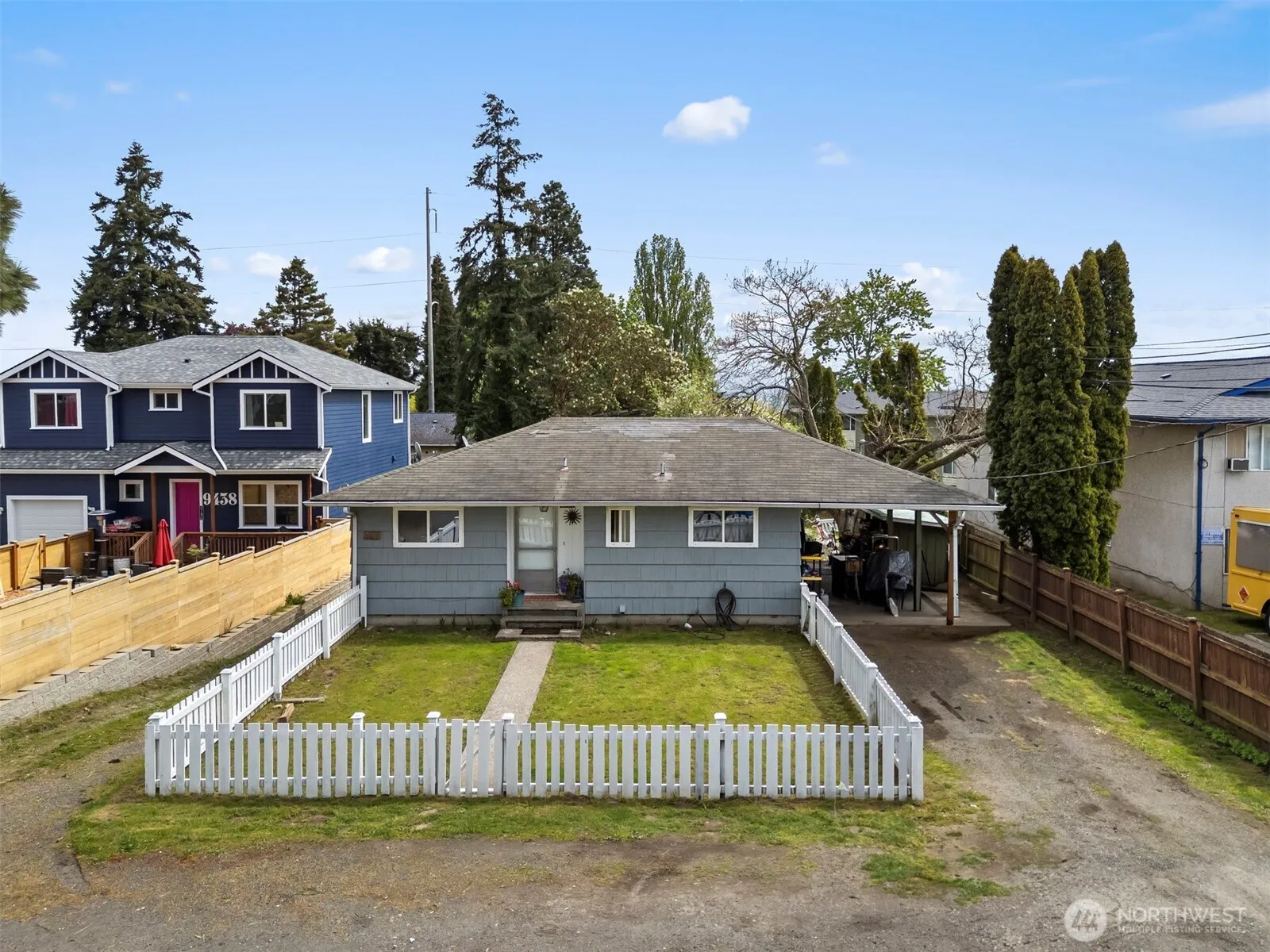 Property photo for 9444 5th Avenue Sw, Seattle