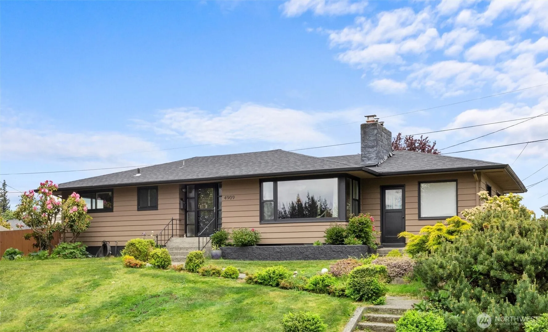 Property photo for 4909 Wilmington Avenue, Everett