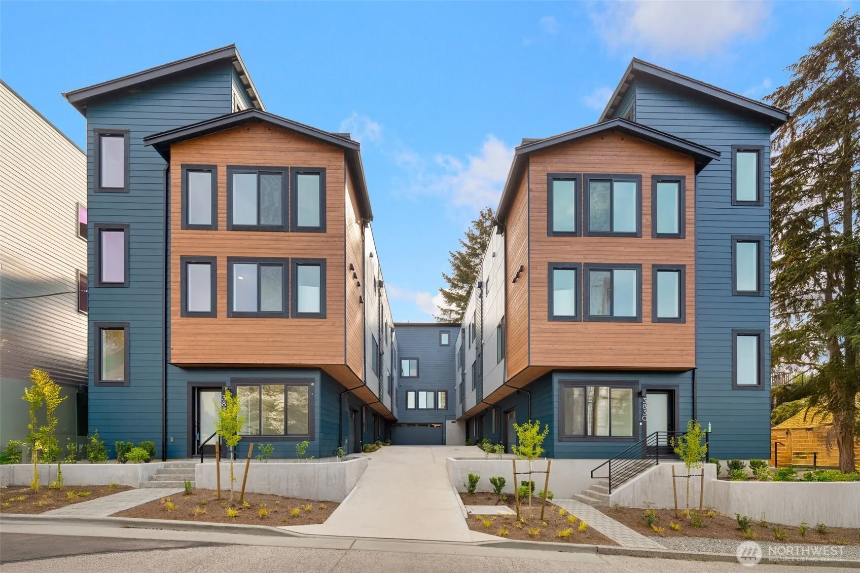 Property photo for 3835 Woodlawn Avenue N #a, Seattle