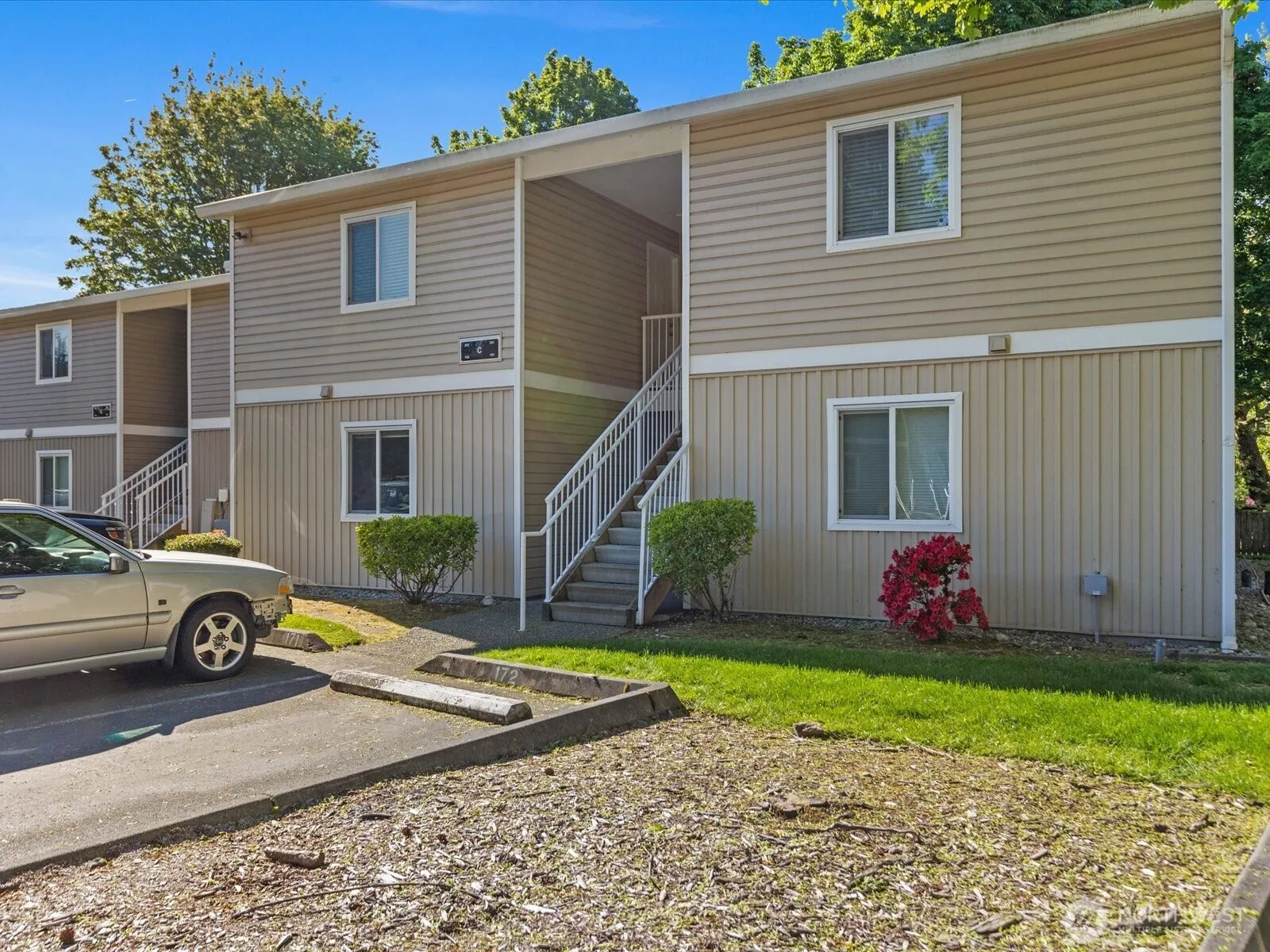 12513 Ne 130th Way #c102, Kirkland