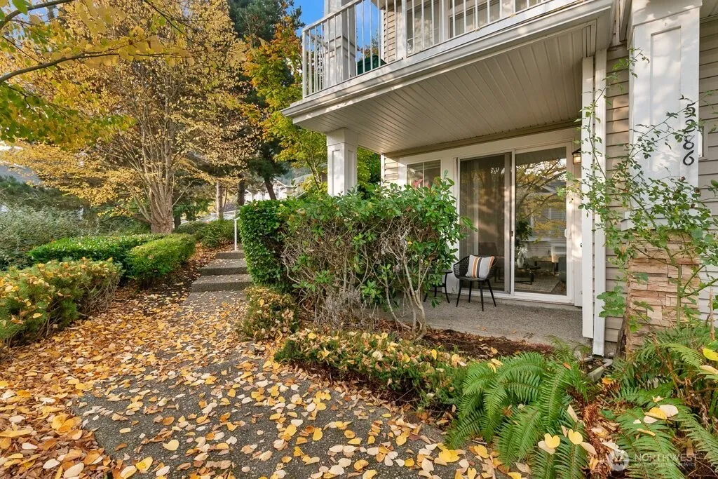 Property photo for 5286 236th Place Se, Issaquah photo 2