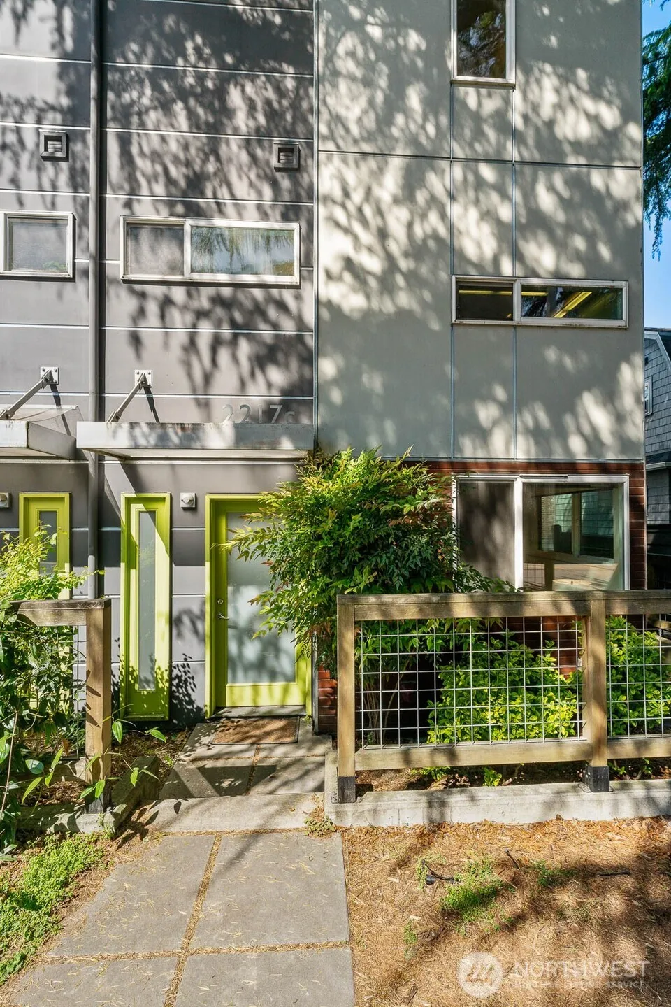 Property photo for 2217 Boylston Avenue E #c, Seattle photo 3