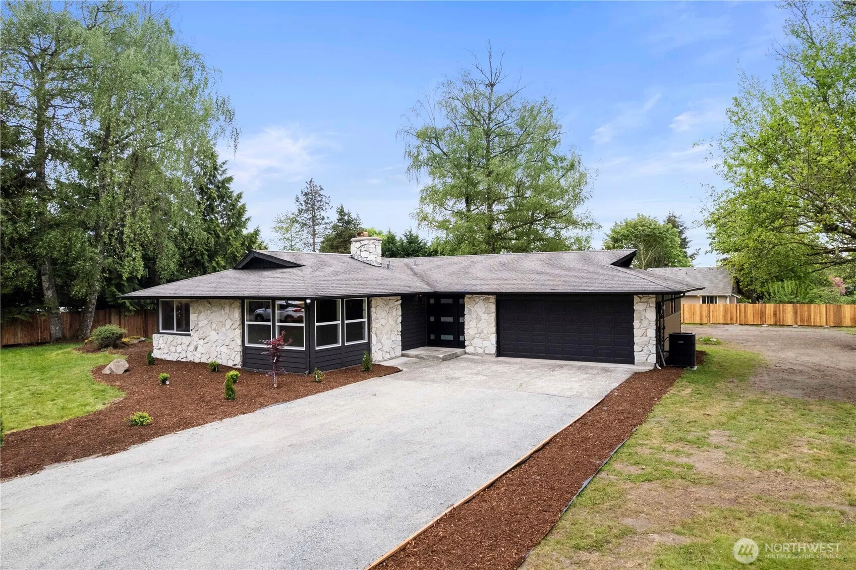 Property photo for 14816 47th Avenue E, Tacoma