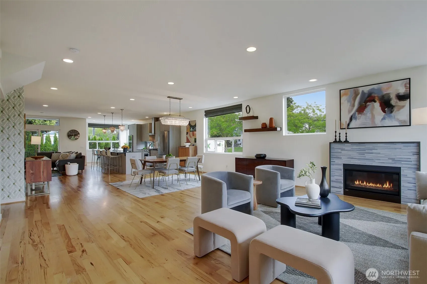 Property photo for 800 Nw 57th Street, Seattle photo 3