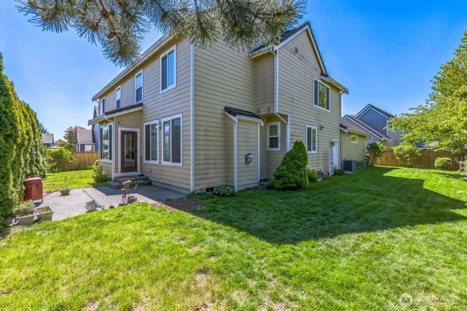 Property photo for 17808 92nd Avenue E, Puyallup photo 2