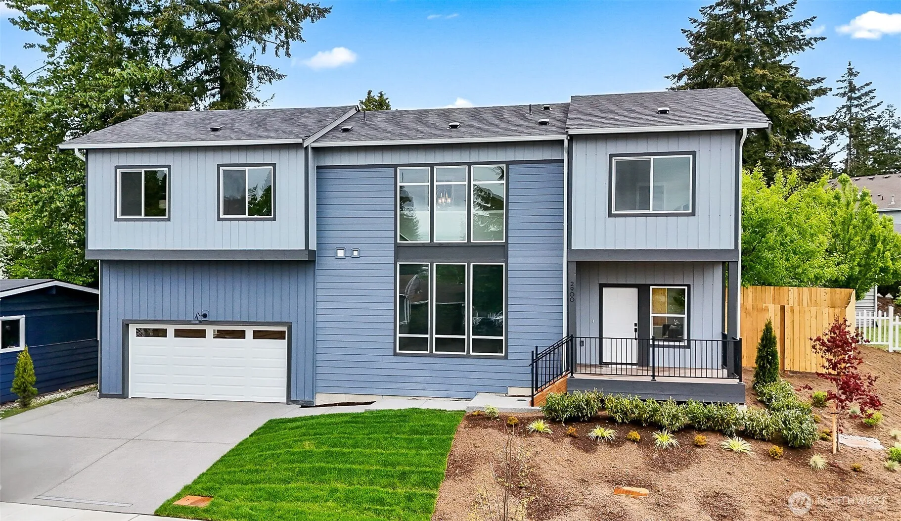 Property photo for 2900 Ne 5th Place, Renton