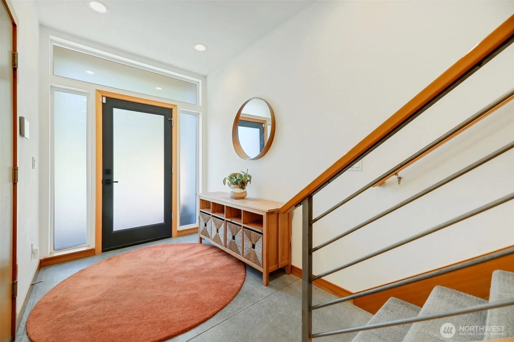 Property photo for 14016 30th Avenue Ne, Seattle photo 4