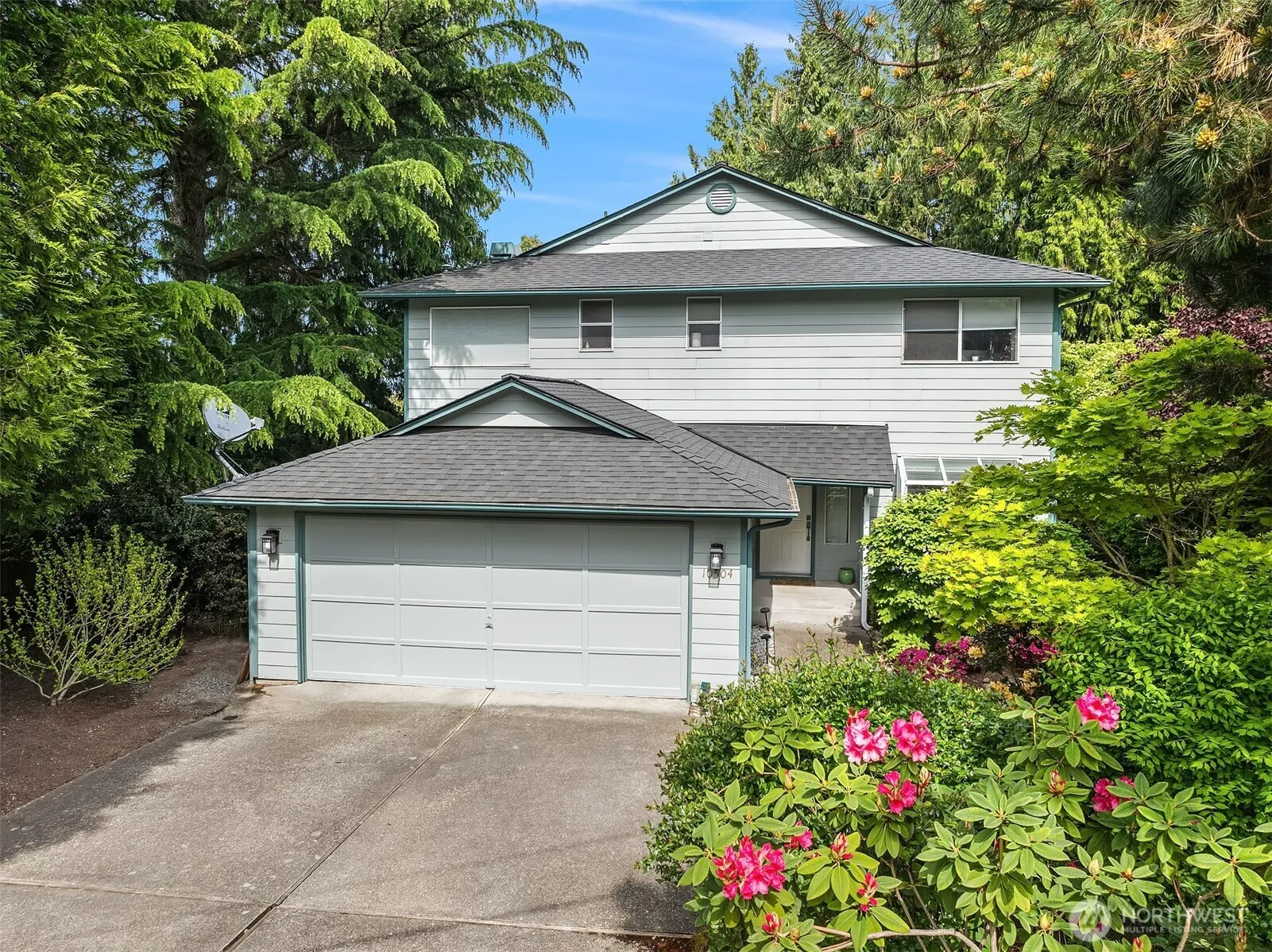 Property photo for 10504 Dixon Drive S, Seattle photo 2