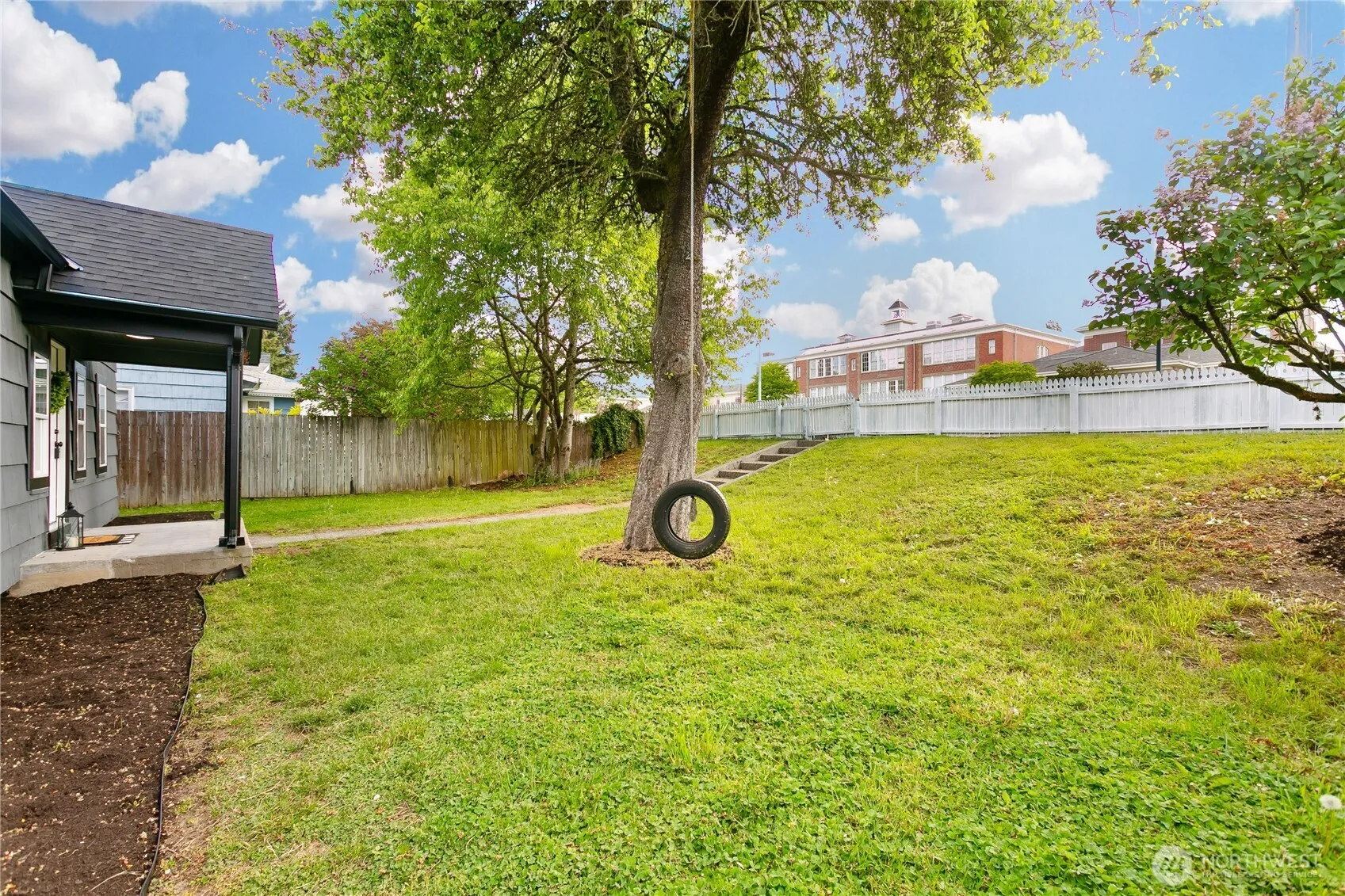 Property photo for 8448 Yakima Avenue, Tacoma photo 4