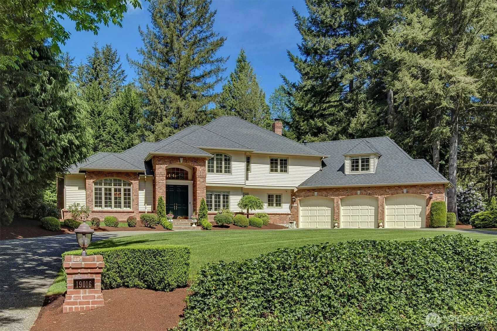 19016 Ne 127th Street, Redmond