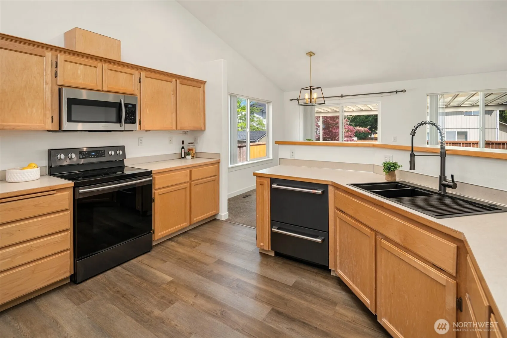 Property photo for 17815 68th Avenue E, Puyallup photo 5