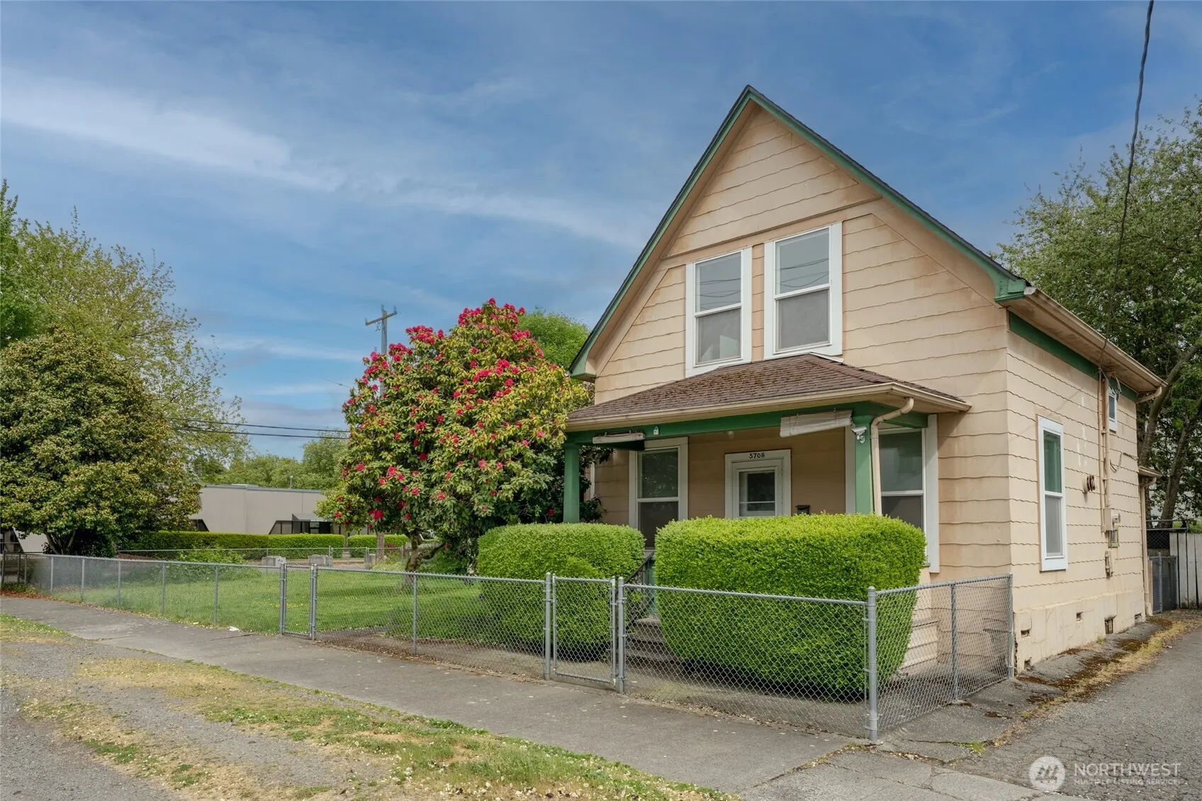 Property photo for 5708 7th Avenue S, Seattle