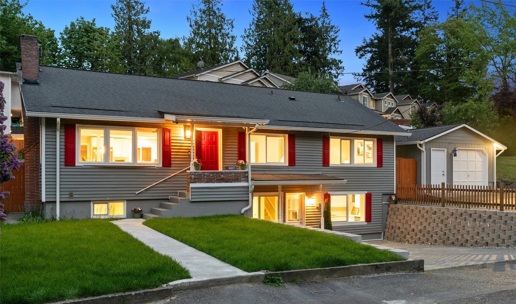 4417 Grand Avenue, Everett