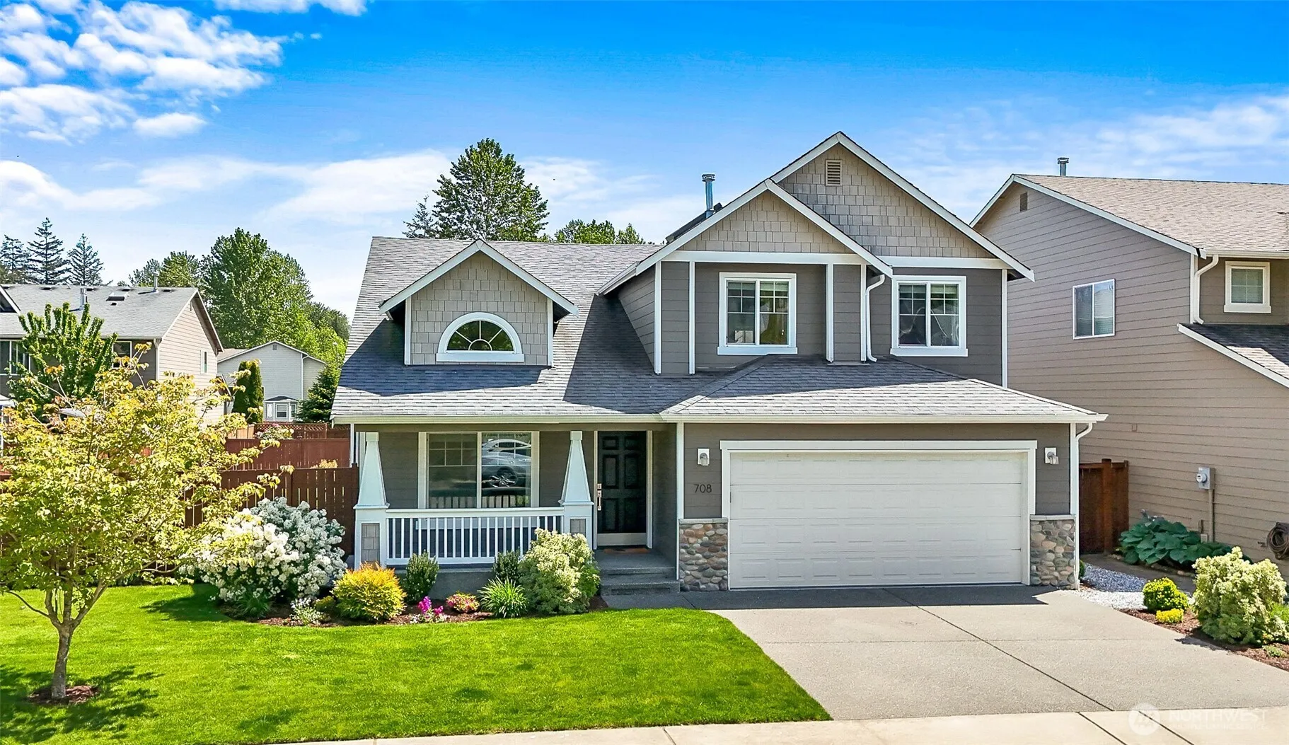 Property photo for 708 Rosario Place Ne, Renton