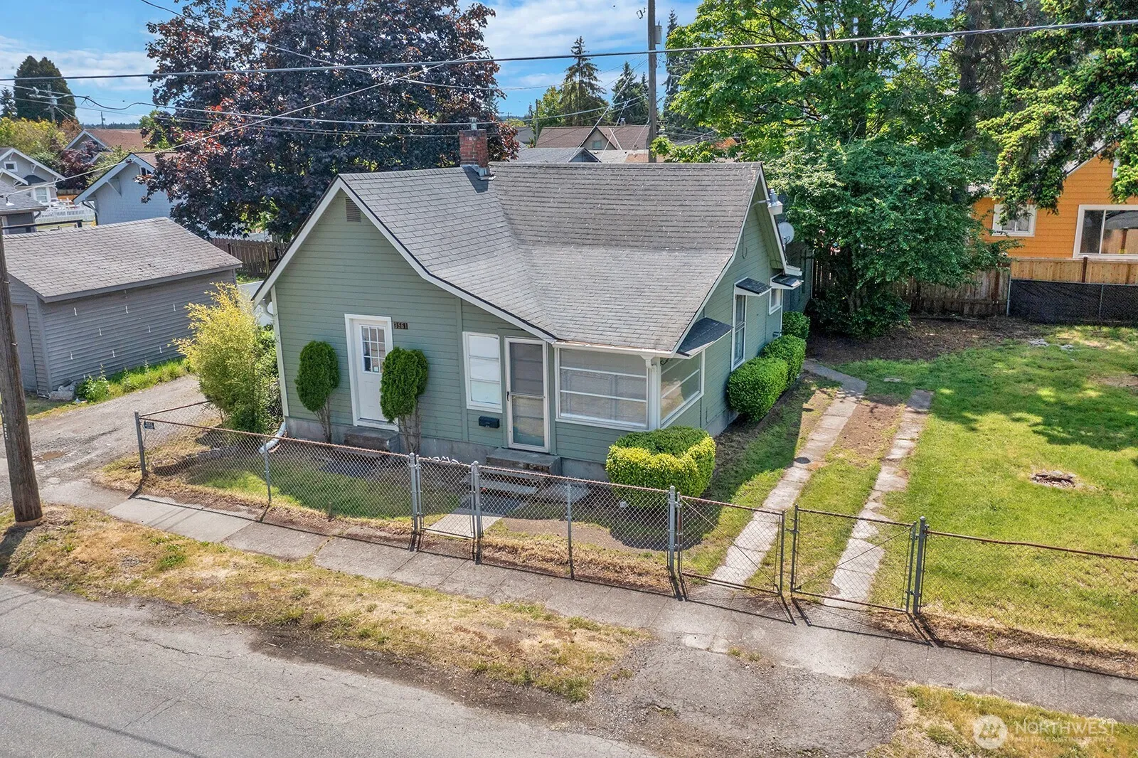 Property photo for 3561 E I Street, Tacoma