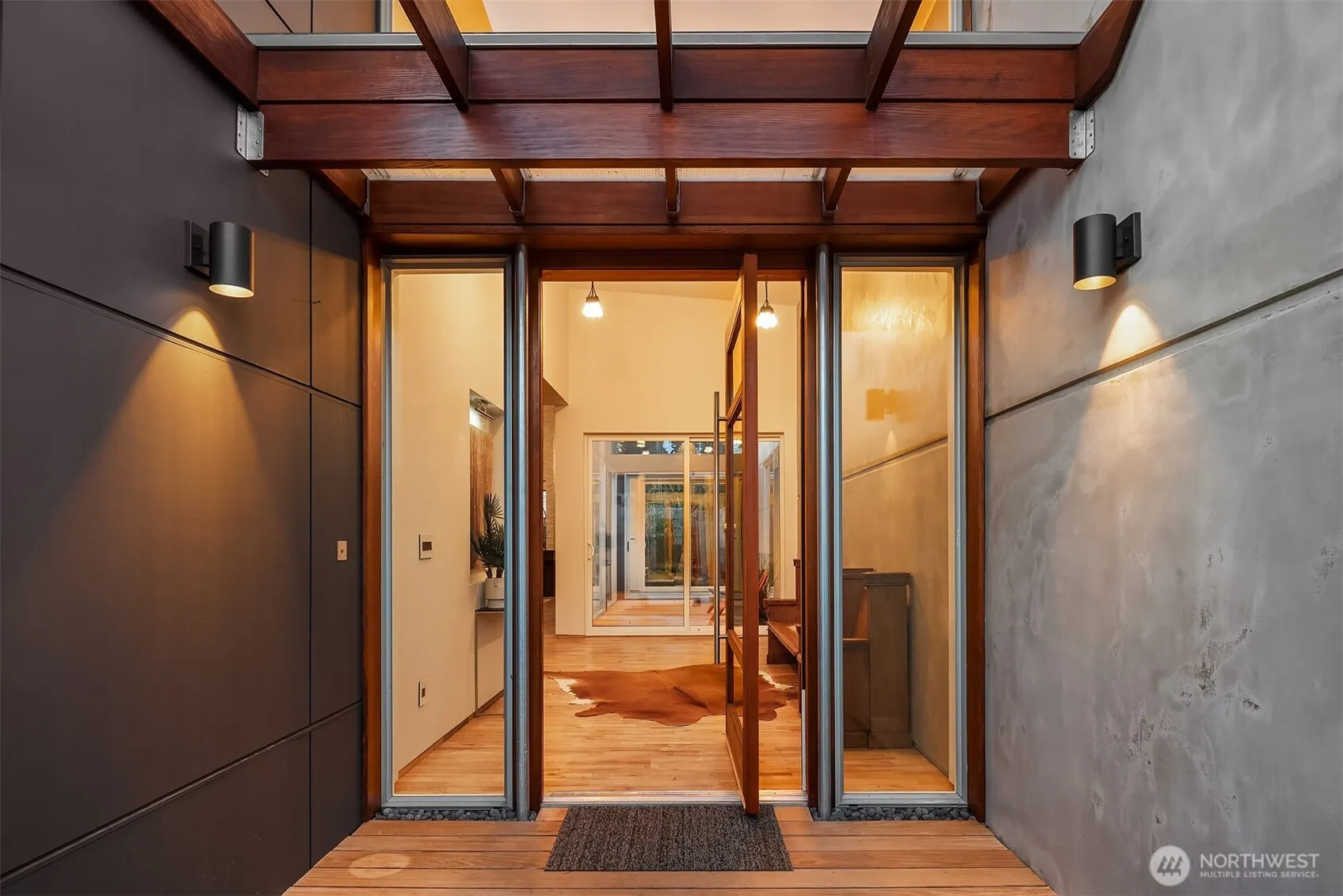 Property photo for 7918 Seward Park Avenue S, Seattle photo 5