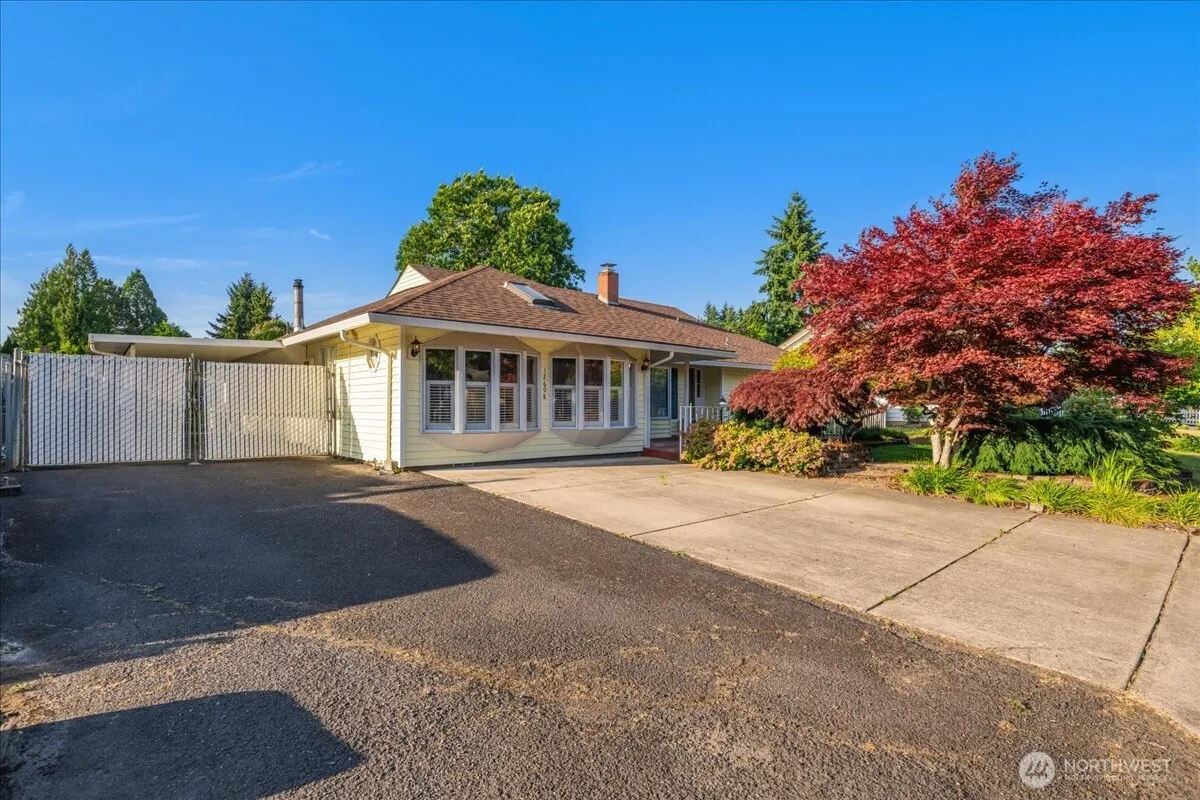 Property photo for 12608 Se Mcgillivray Boulevard, Vancouver