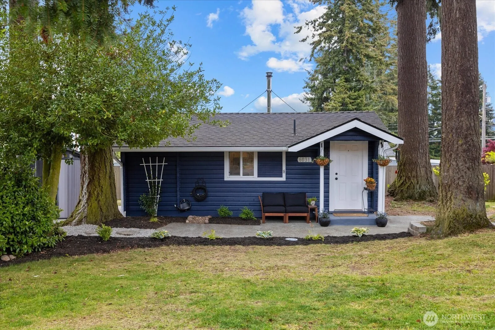 6031 Lowell Road, Everett