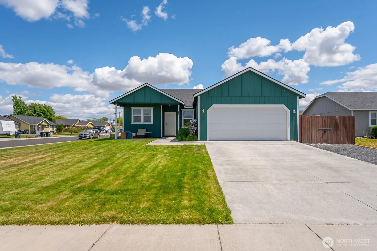 Property photo for 725 Penrose Street, Moses Lake