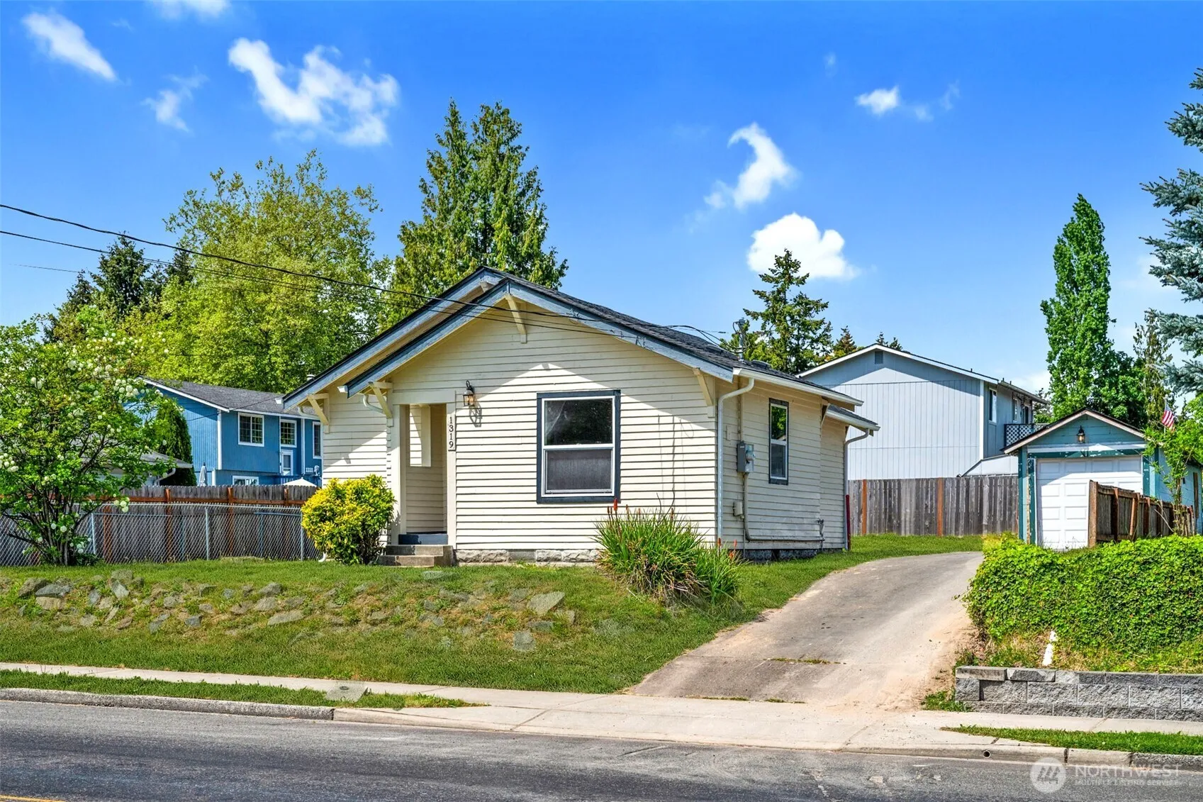 Property photo for 1319 E 56th Street, Tacoma photo 2
