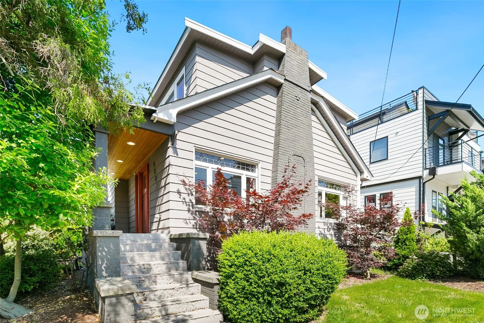 Property photo for 4003 Midvale Avenue N, Seattle