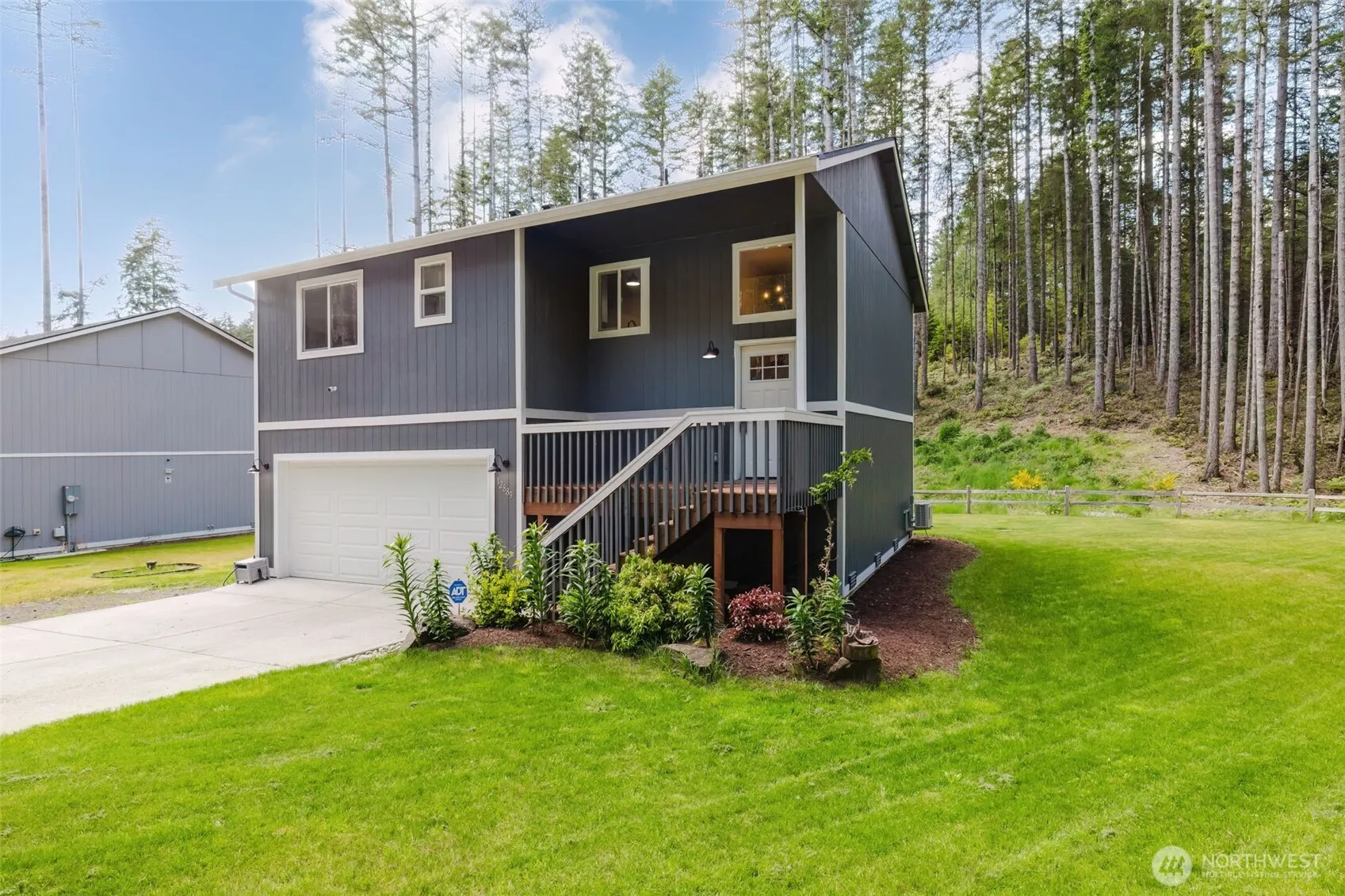 Property photo for 12889 Sw Bear Lake Drive, Port Orchard photo 2