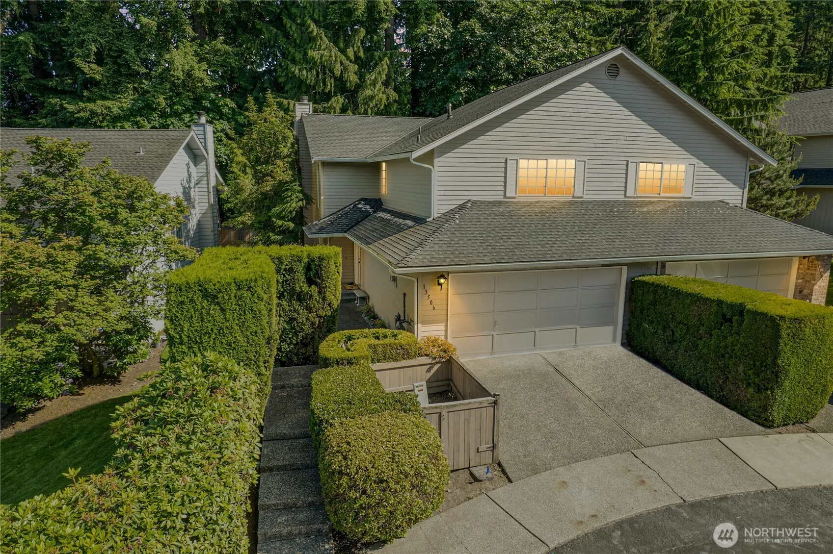 13506 Ne 89th Court, Redmond