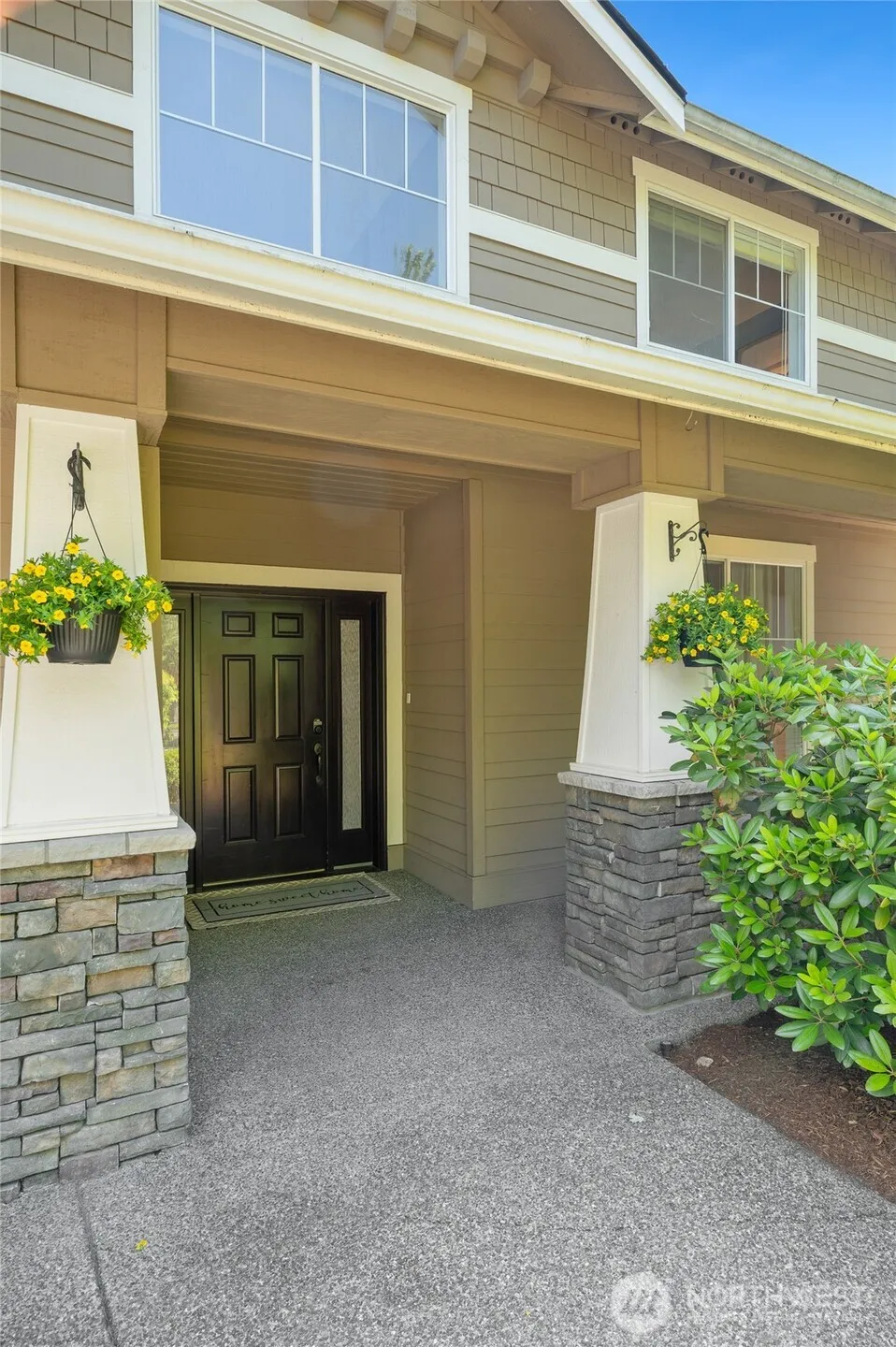 Property photo for 9809 225th Avenue Ne, Redmond photo 3