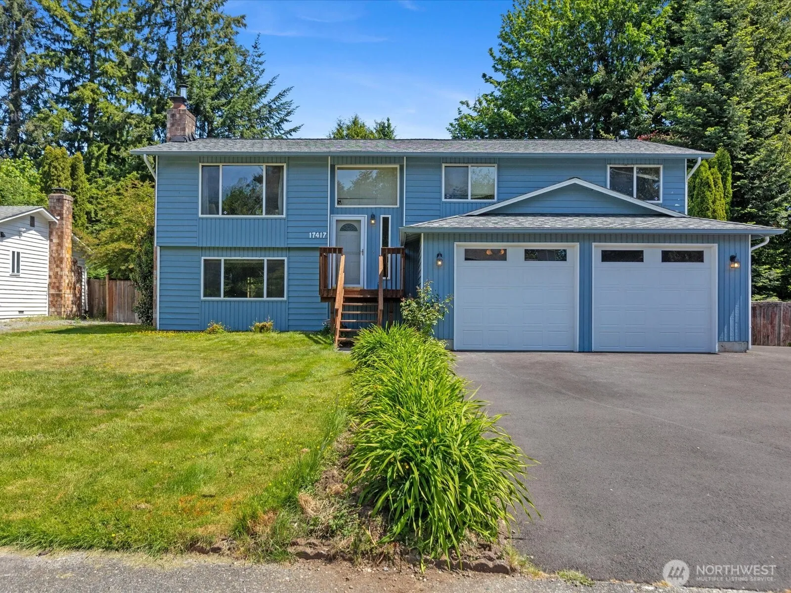 Property photo for 17417 29th Drive Se, Bothell photo 2
