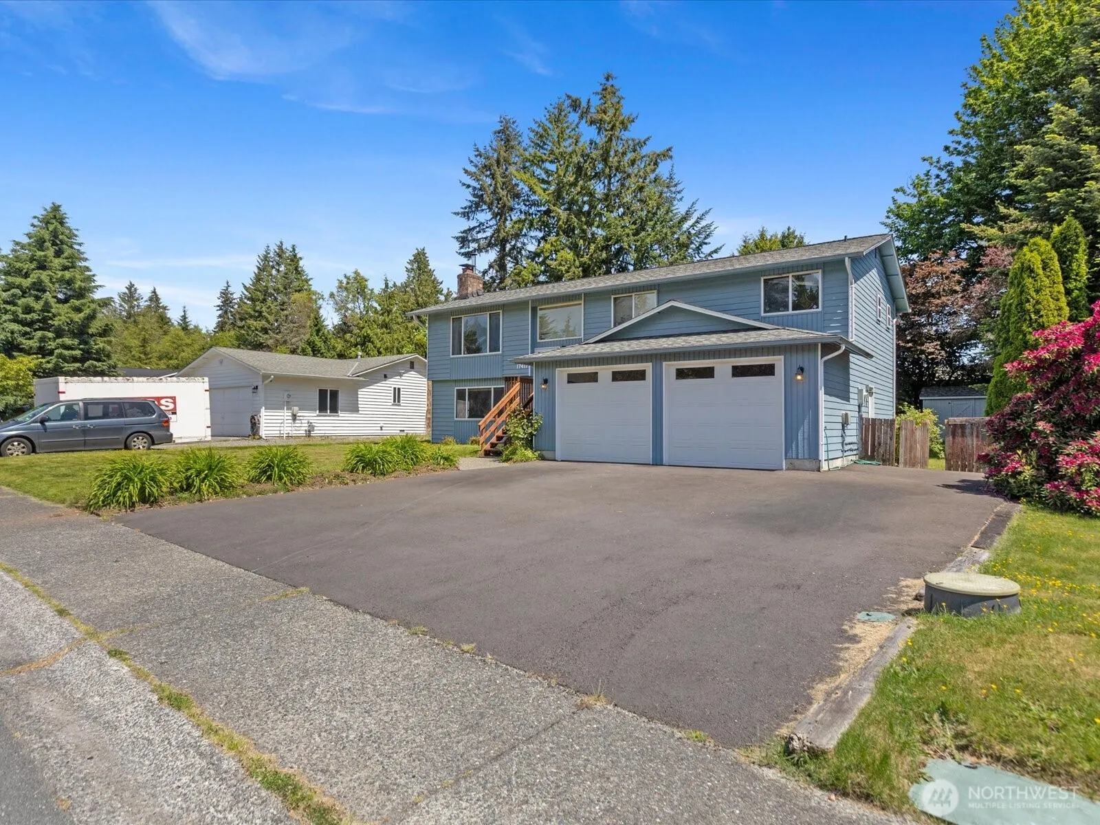 Property photo for 17417 29th Drive Se, Bothell photo 3