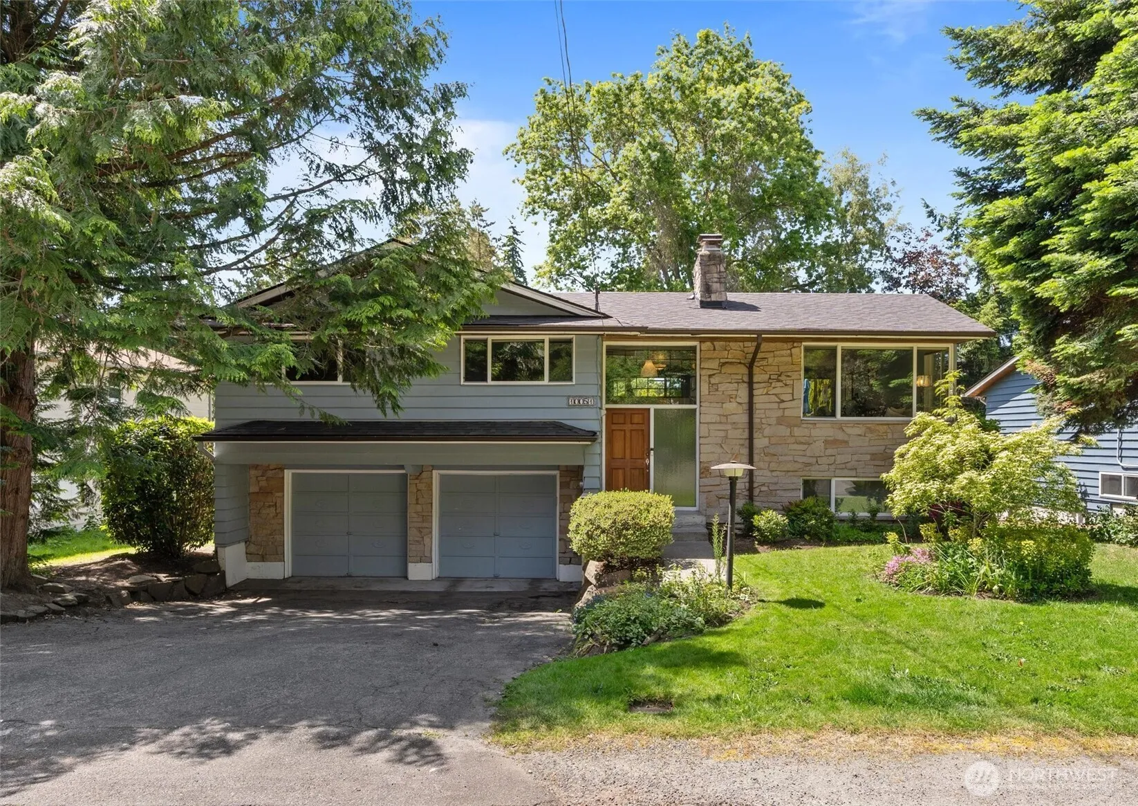 Property photo for 10051 45th Avenue Ne, Seattle