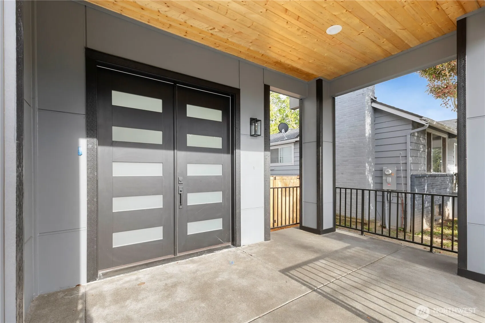 Property photo for 20202 104th Place Se, Kent photo 3