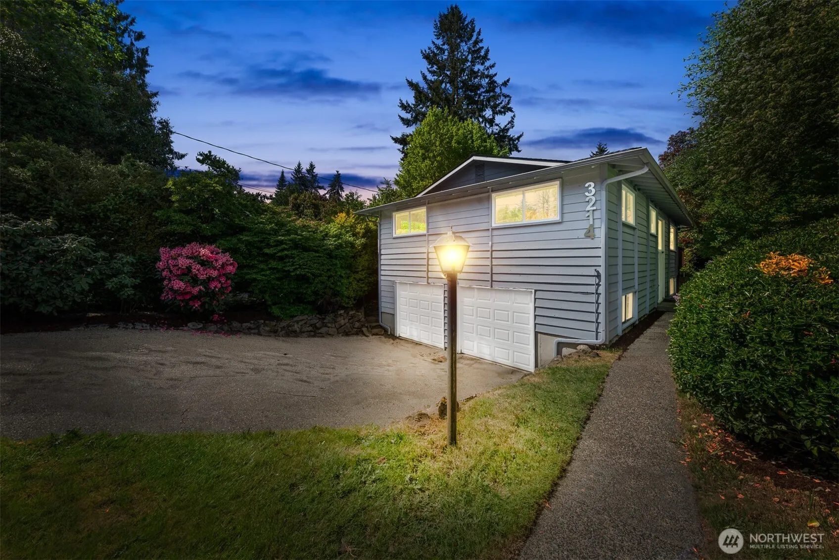 Property photo for 3214 Ne 95th Street, Seattle