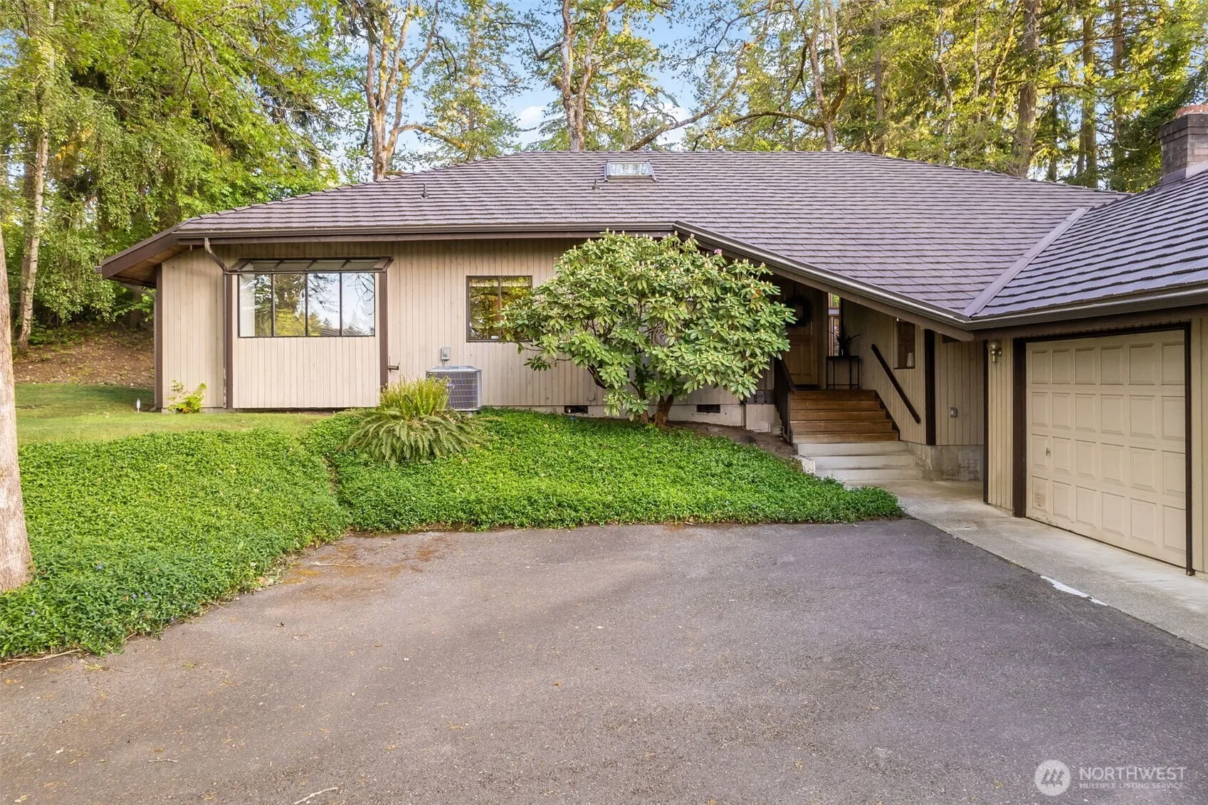 Property photo for 14930 15th Avenue Ct E, Tacoma photo 3