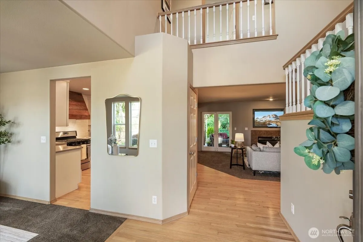 Property photo for 1218 231st Street Se, Bothell photo 2