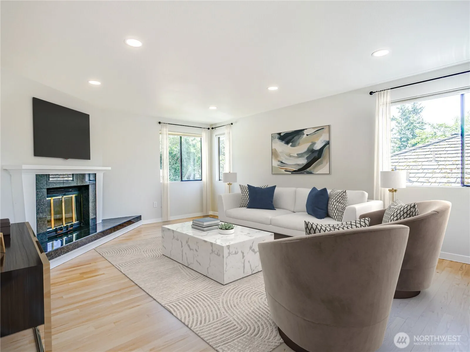 Property photo for 4441 53rd Avenue Sw, Seattle photo 4