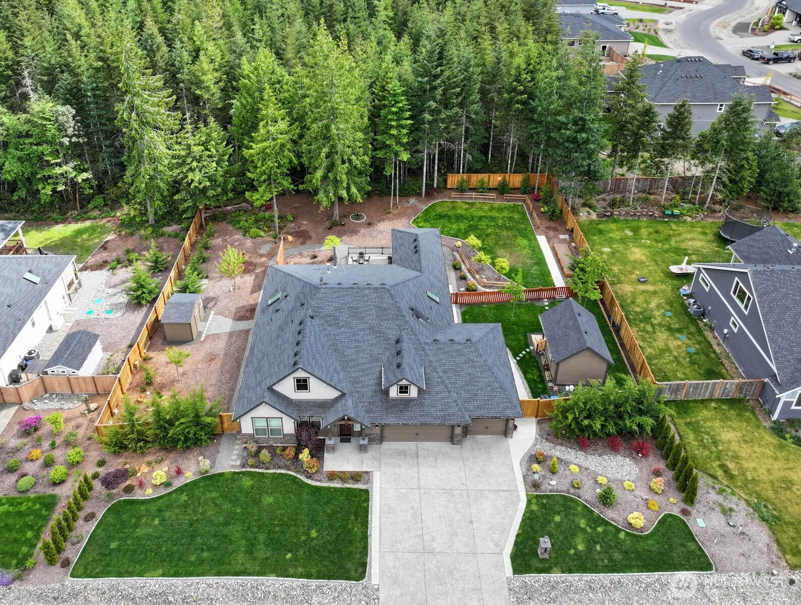 Property photo for 5589 Nw Muddy Paws Court, Bremerton photo 3