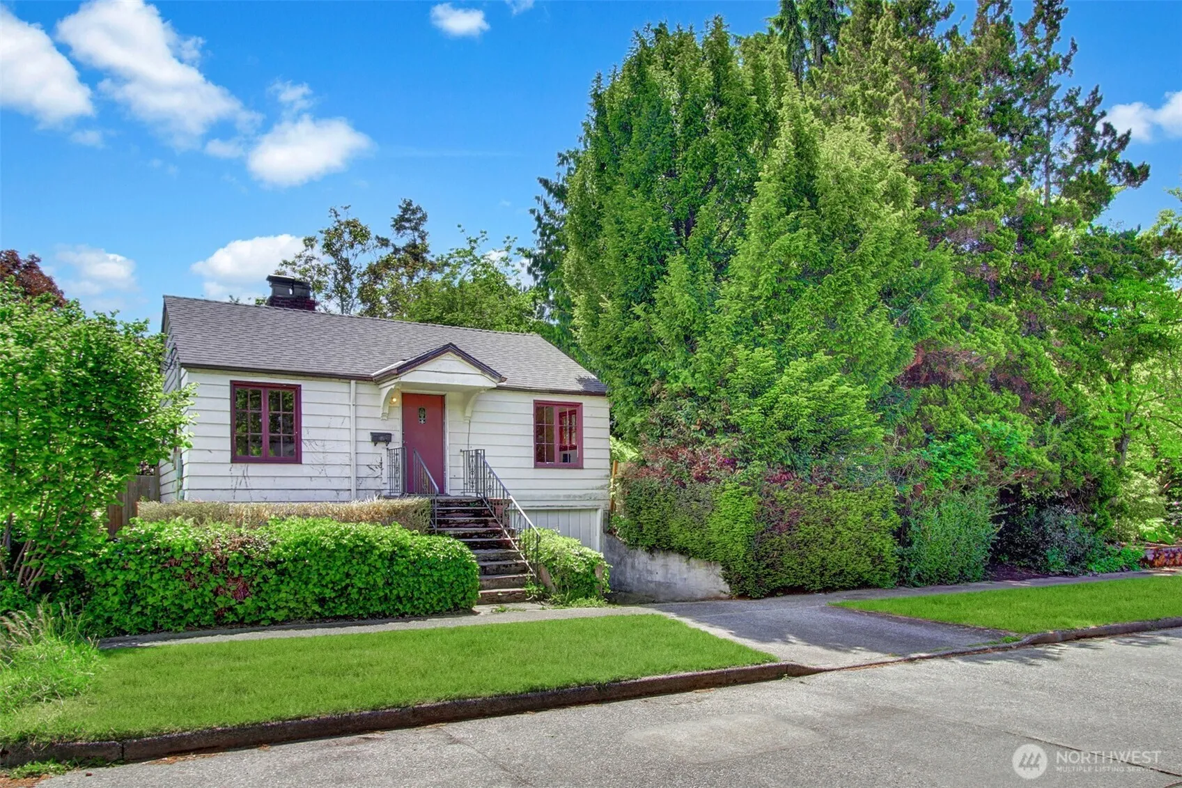Property photo for 725 N 92nd Street, Seattle