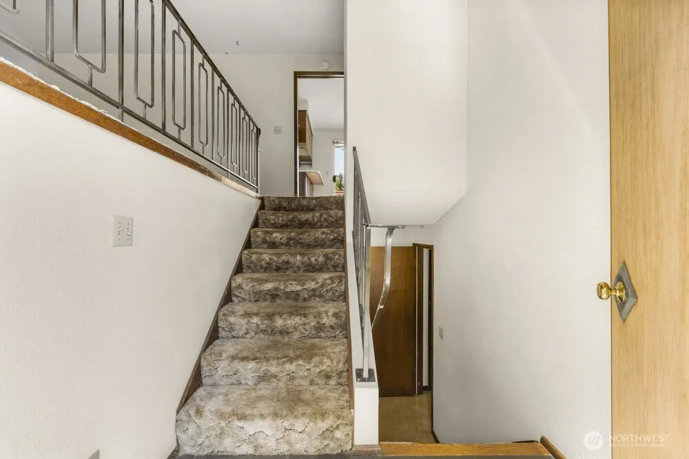 Property photo for 510 Sw 368th Street, Federal Way photo 5