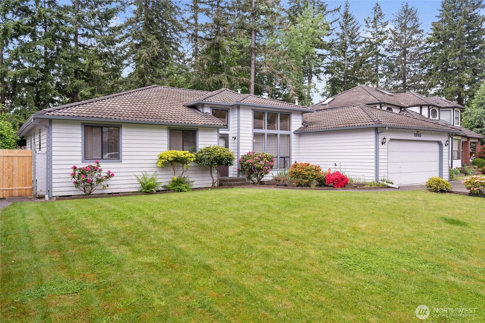 Property photo for 1925 Lenox Court Nw, Olympia photo 2