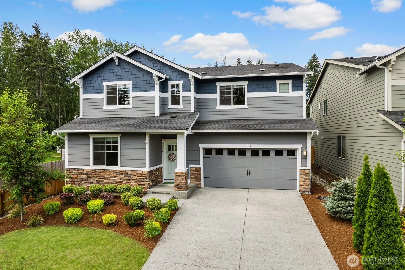 Property photo for 18318 Bellflower Road, Bothell photo 2