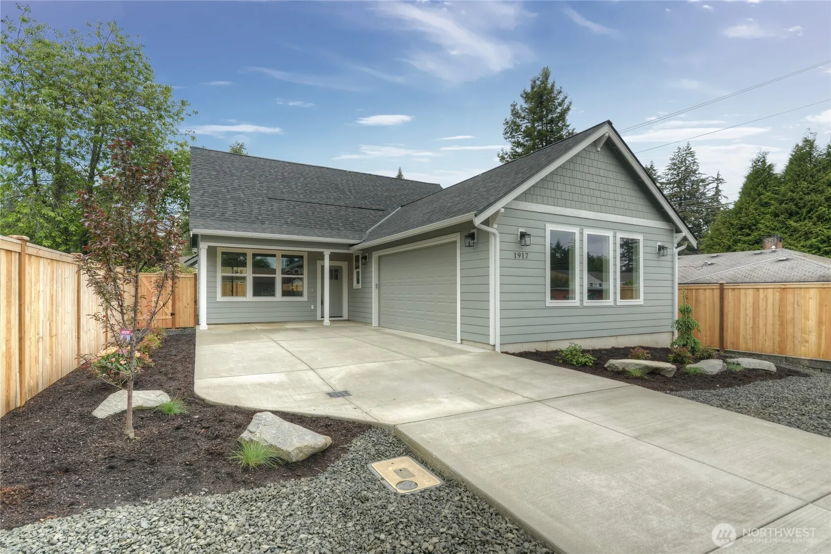 Property photo for 1917 Giles Avenue Nw, Olympia