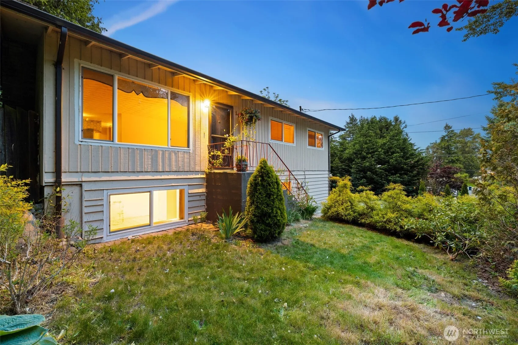 Property photo for 11225 3rd Avenue S, Seattle