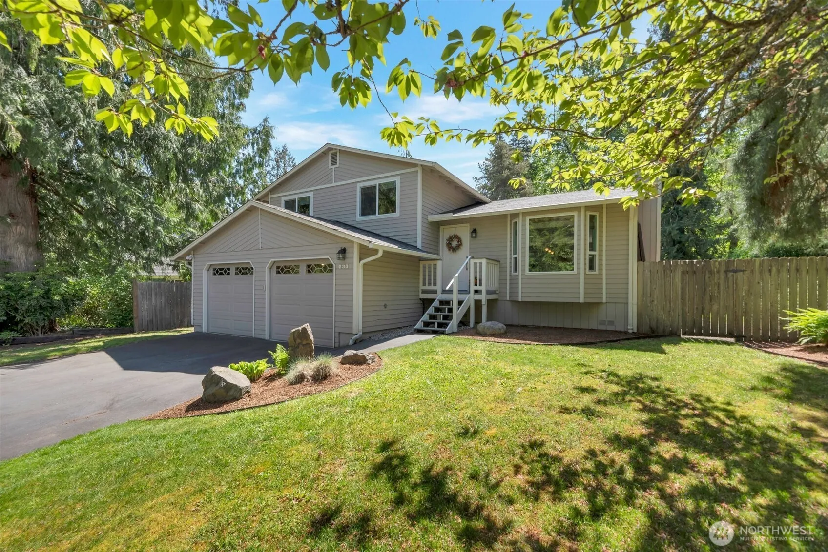 630 Mount Logan Drive Sw, Issaquah